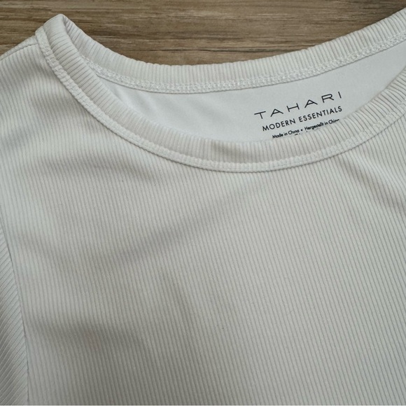 Tahari Modern Essentials Ribbed Tee Shirt - Picture 4 of 12